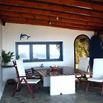 Celest Áyios Pétros